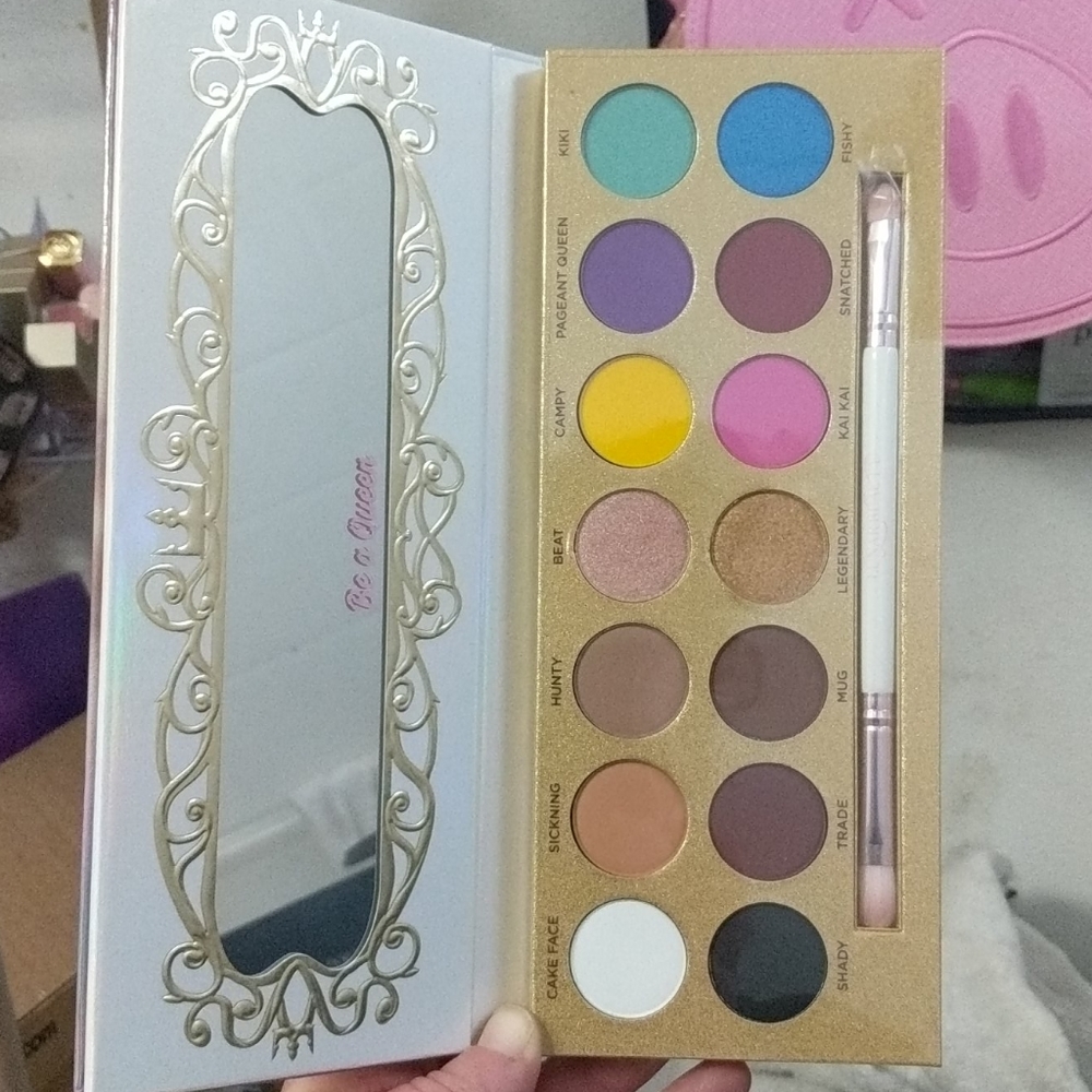 Life's A Drag Lunar Beauty
